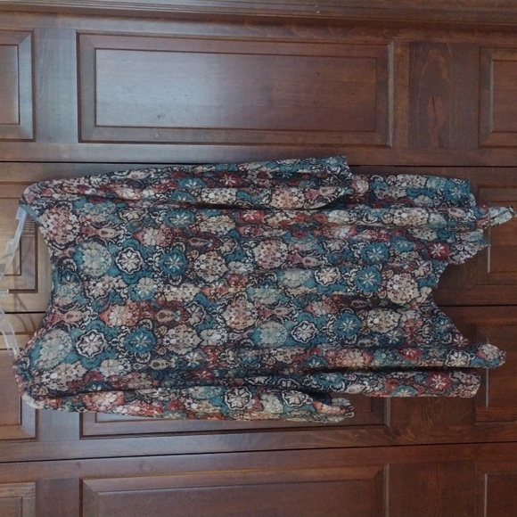 4X Catherines lightweight sweater knit top - Picture 5 of 5